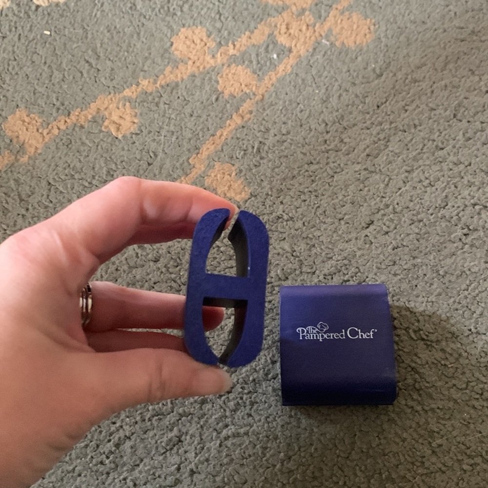 Cord keepers - Picture 2 of 2